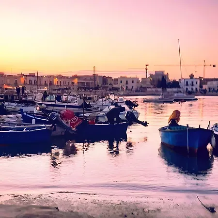 Xi Il Mare A Due Passi بيت للعطل